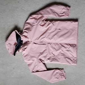 New Waterproof Fleeced Lined Pink Softshell Hooded Jacket. Size S